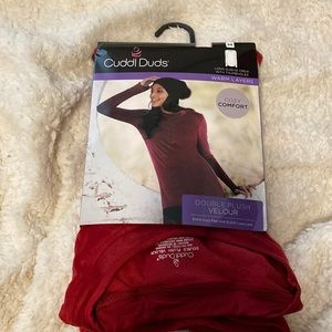 Velvet long sleeve crew with thumb holes